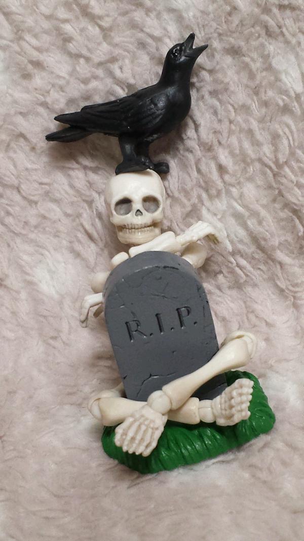 骷髅情人的亲热画面好露骨!骨头人的超有事鬼月生存提案